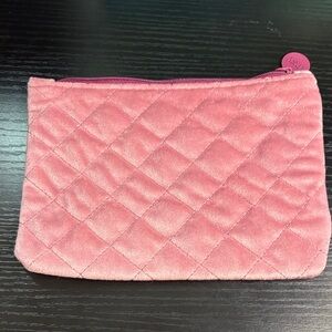 💍 2 for 12 💍 Ipsy Pink Quilted Cosmetic Bag